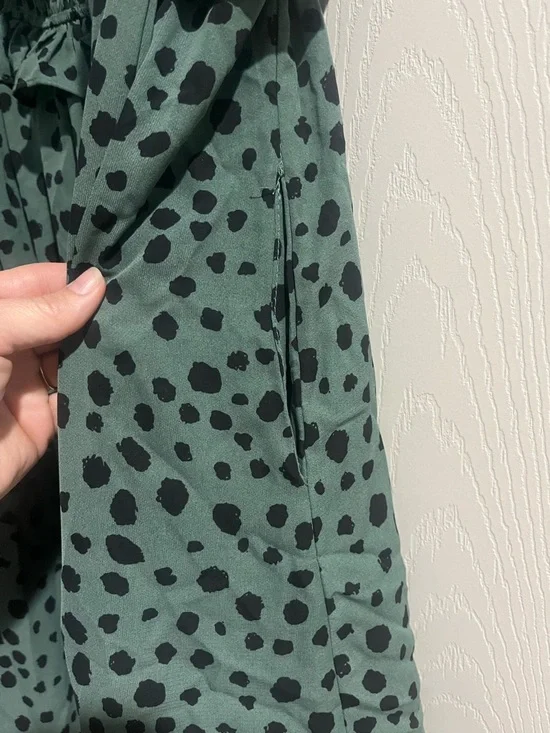 glam Sage Green Dress with Black Spot Print - Picture 4 of 4